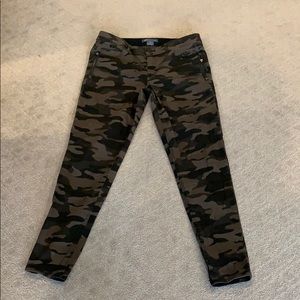 Camo pants